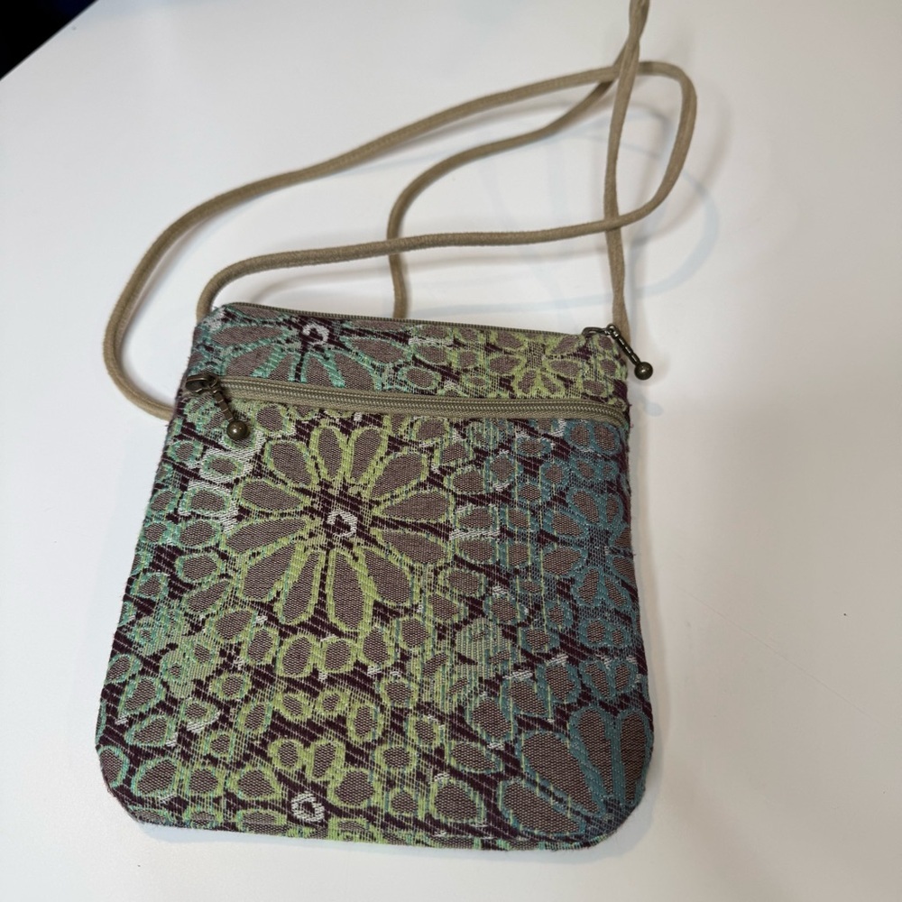 Maruca Bag Cupcake tapestry crossbody